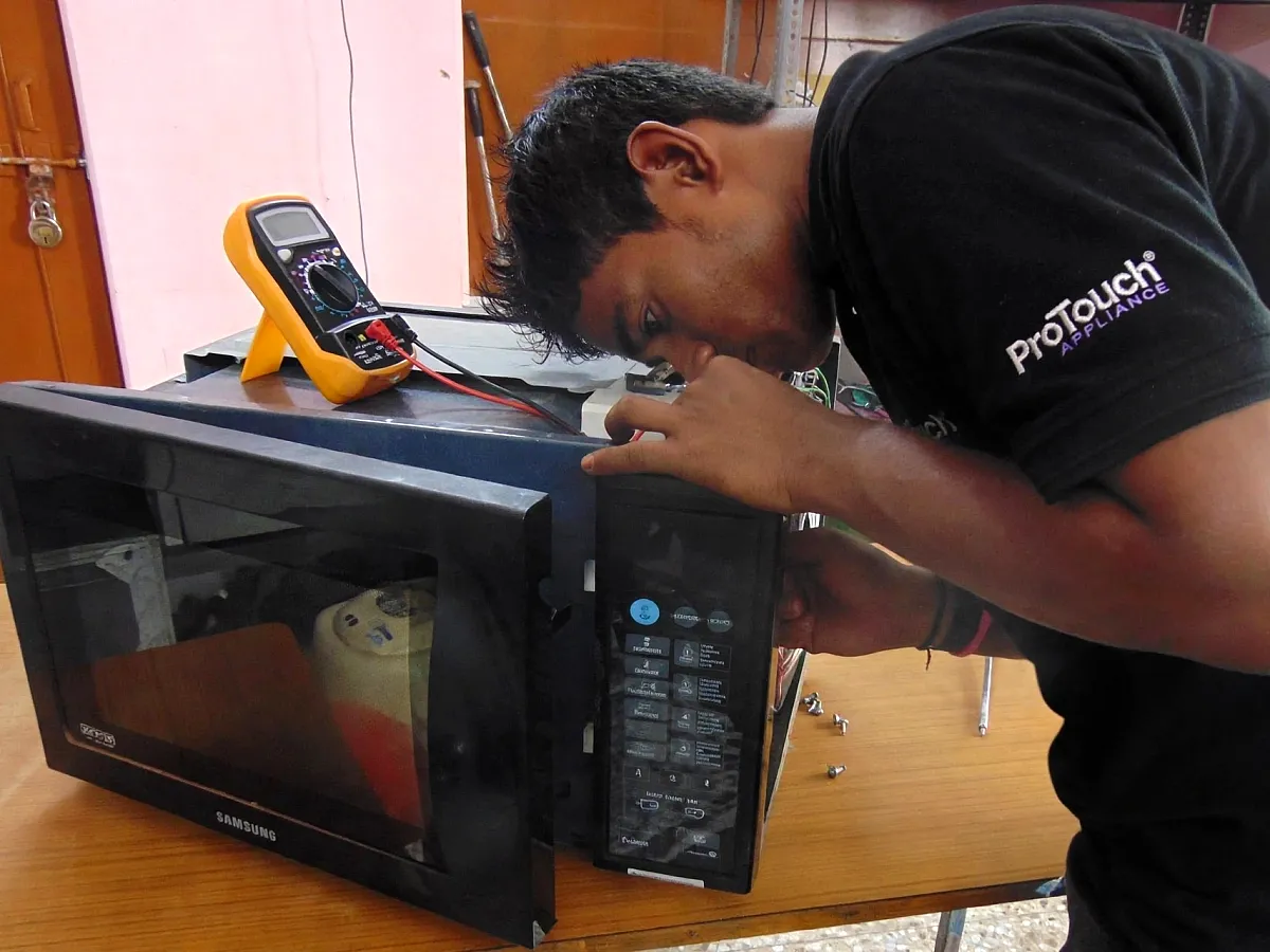 Microwave oven repair in Bengaluru
